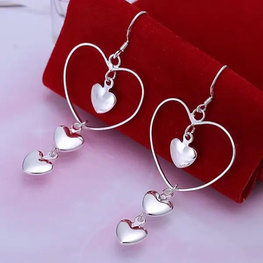 Beautiful Hanging Heart's Earring's Solid Sterling Silver " Hypoallergenic " - Picture 5 of 5